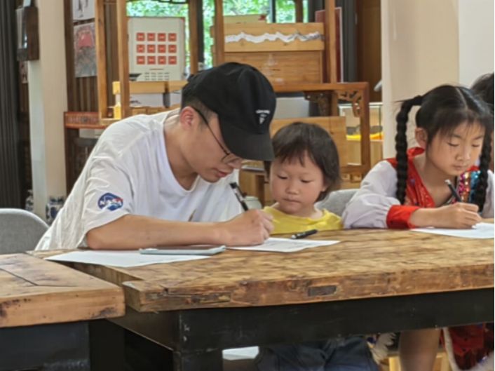日本成人动画